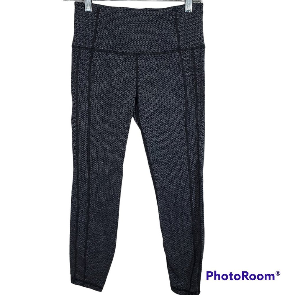Athleta Criss Cross Herringbone Black Grey Cropped Leggings Size Small